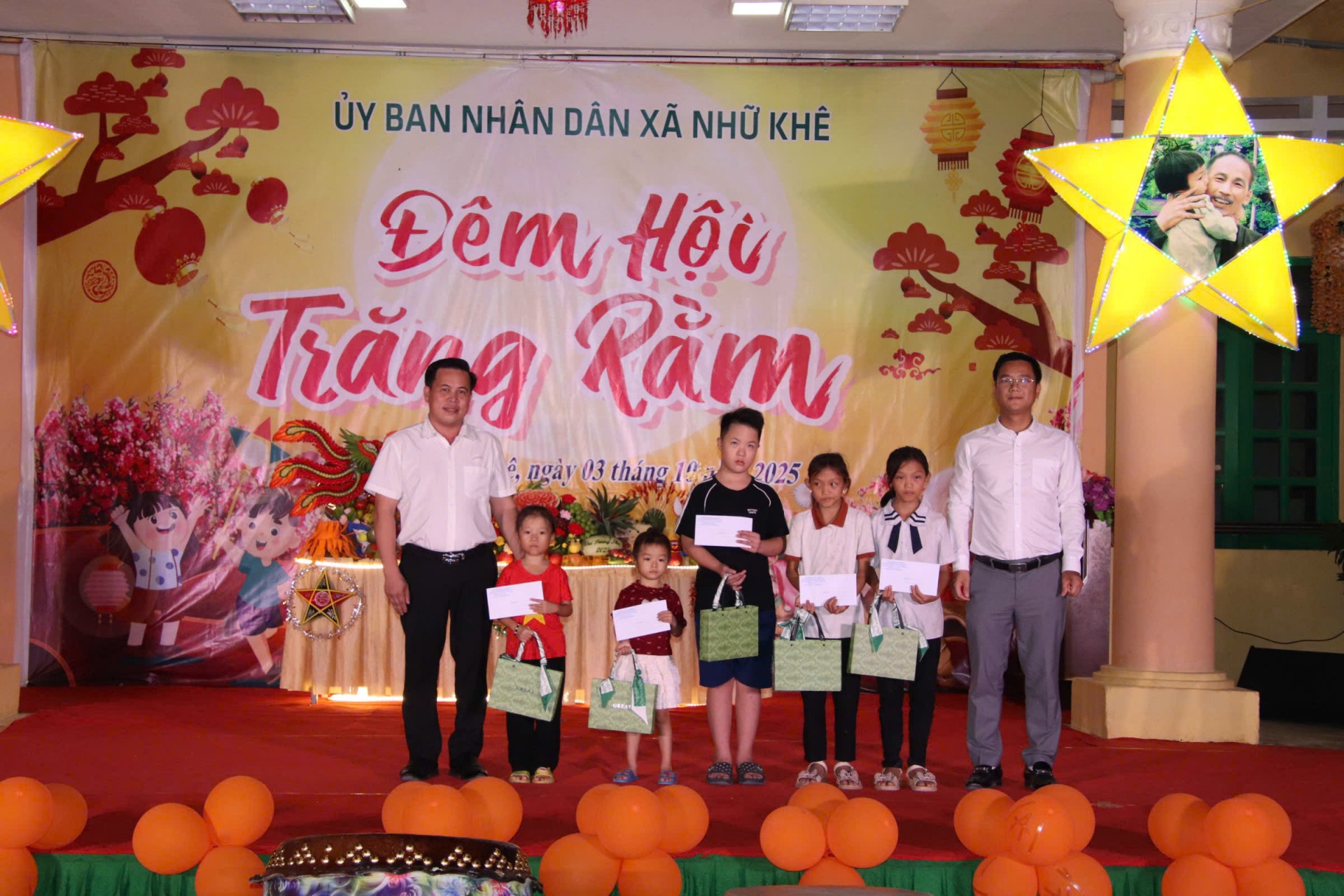 Tết Trung Thu ấm áp tại Nhữ Khê: Gắn kết cộng đồng, chăm lo mầm non đất nước