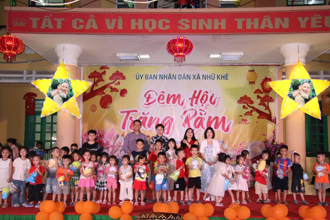Tết Trung Thu ấm áp tại Nhữ Khê: Gắn kết cộng đồng, chăm lo mầm non đất nước