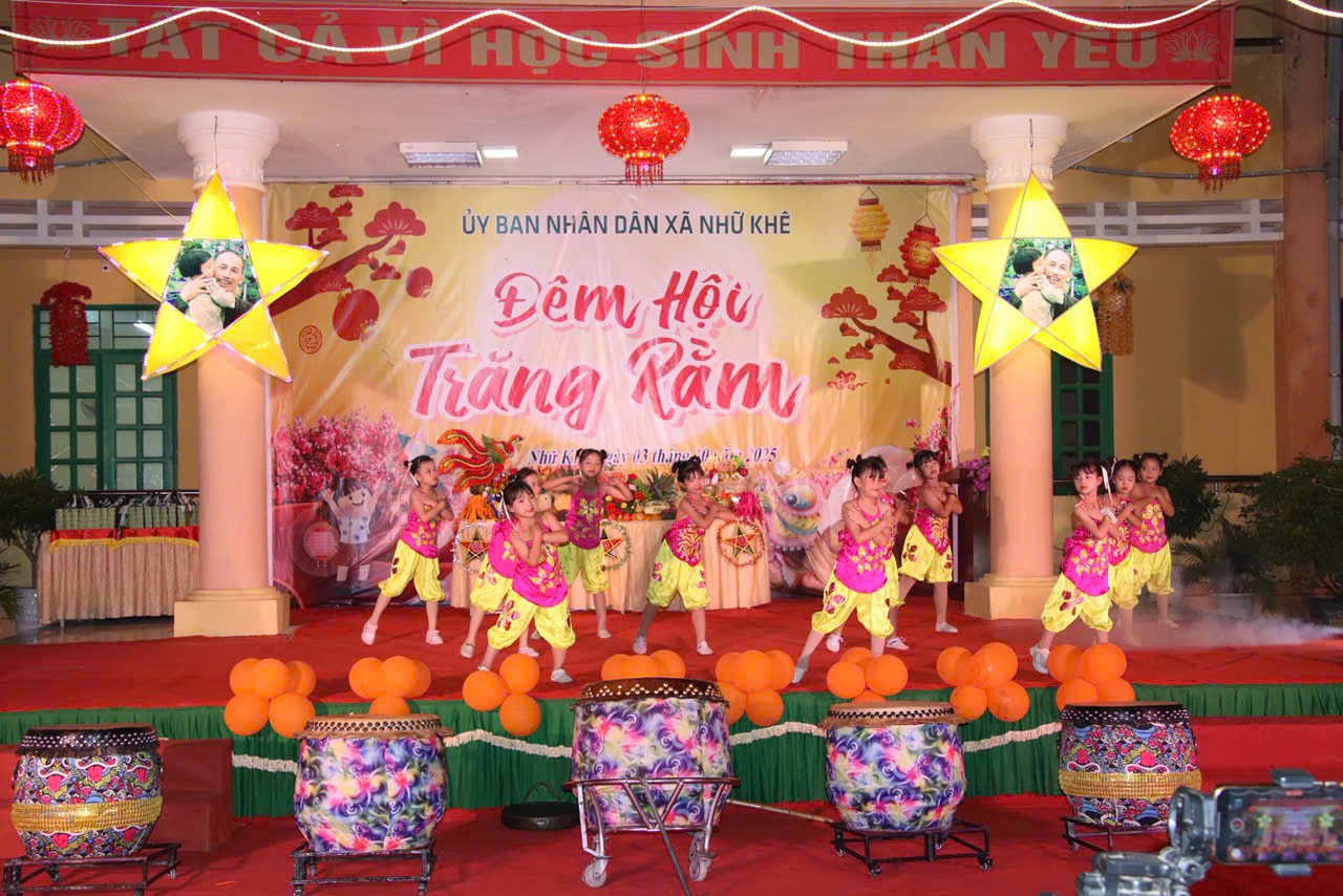 Tết Trung Thu ấm áp tại Nhữ Khê: Gắn kết cộng đồng, chăm lo mầm non đất nước
