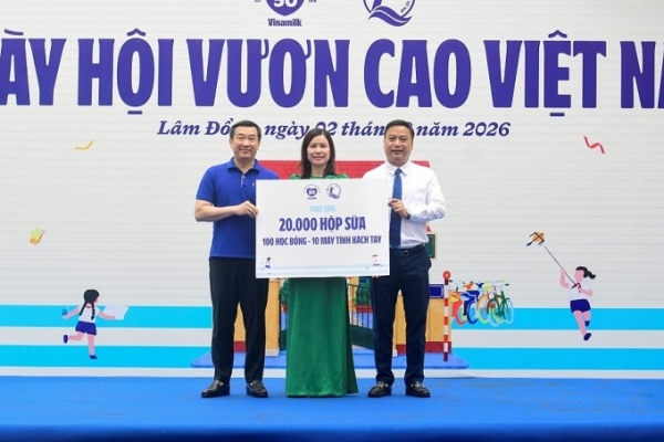 50 năm Vinamilk: bền bỉ chăm sóc nền tảng cho thế hệ Việt Nam tương lai