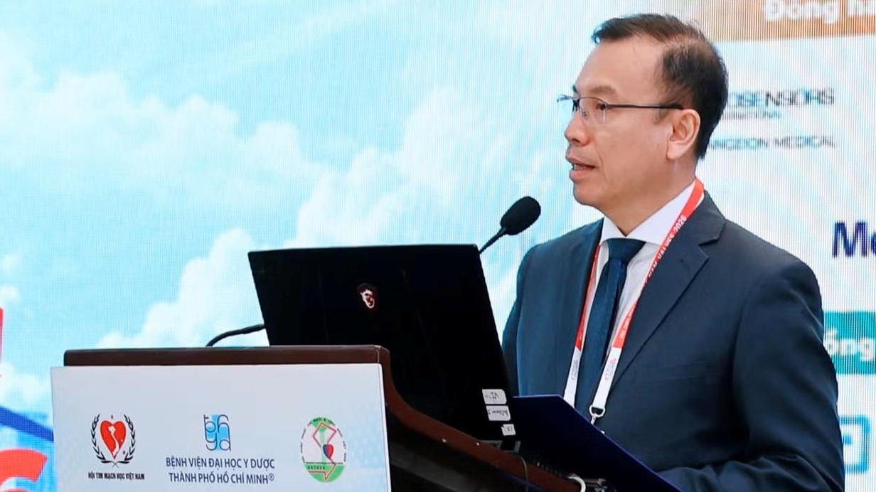 Chuẩn hóa can thiệp sửa van hai lá qua ống thông