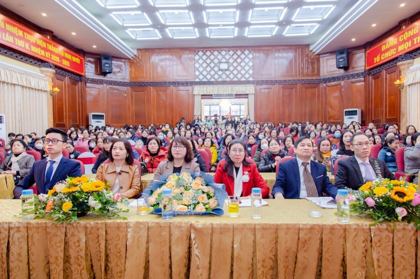 AHIB tổ chức tọa đàm về chăm sóc sức khỏe - sắc đẹp phụ nữ
