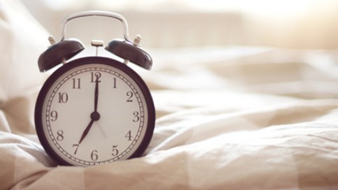 Ngủ không đủ giấc ảnh hưởng thế nào đến thị lực?