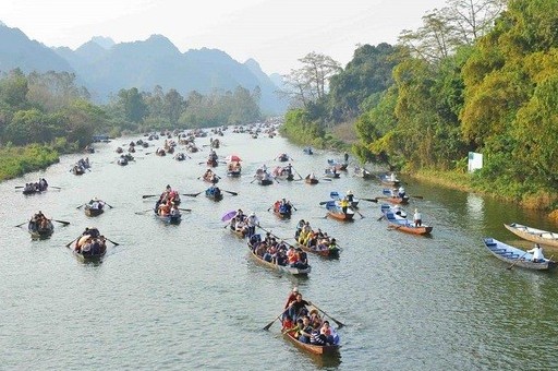 Năm 2023, Lễ hội chùa Hương có nhiều "đổi mới" tạo thuận lợi cho du khách