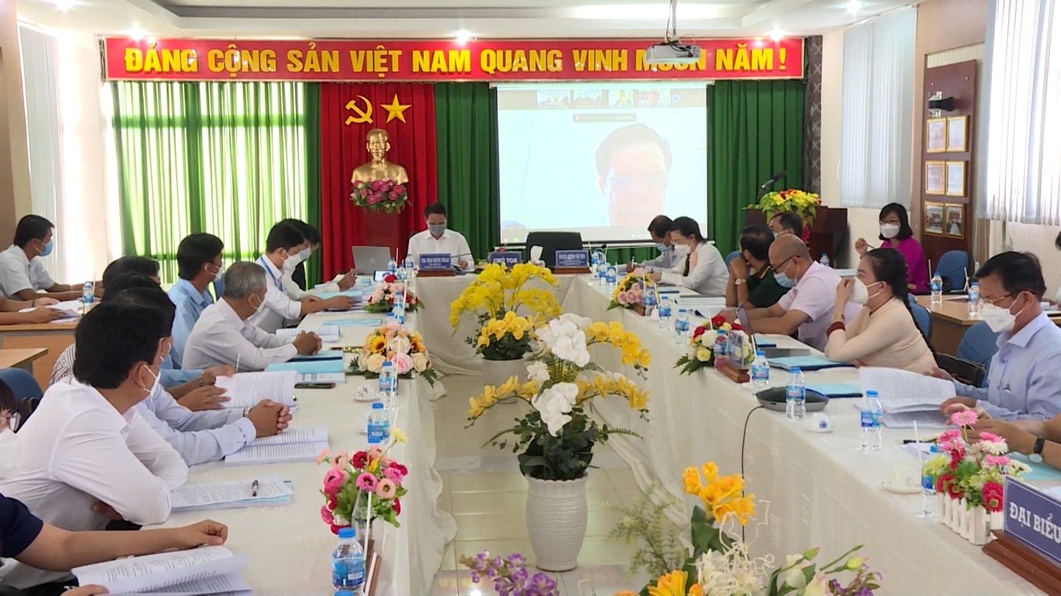 Sở Nội vụ tỉnh phối hợp với Phân viện Học viện Hành chính Quốc gia tại Thành phố Hồ Chí Minh tổ chức hội thảo khoa học “Thực trạng và giải pháp nâng cao chất lượng cán bộ, công chức cấp cơ sở tỉnh Hậu Giang”.