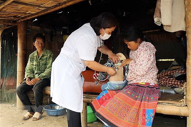 Nữ bác sỹ dành trọn thanh xuân bám bản ở vùng cao Sơn La | Phong cách | Vietnam+ (VietnamPlus)