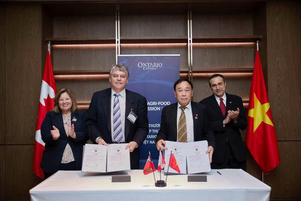 Tăng cường quan hệ hợp tác giữa Việt Nam và Canada