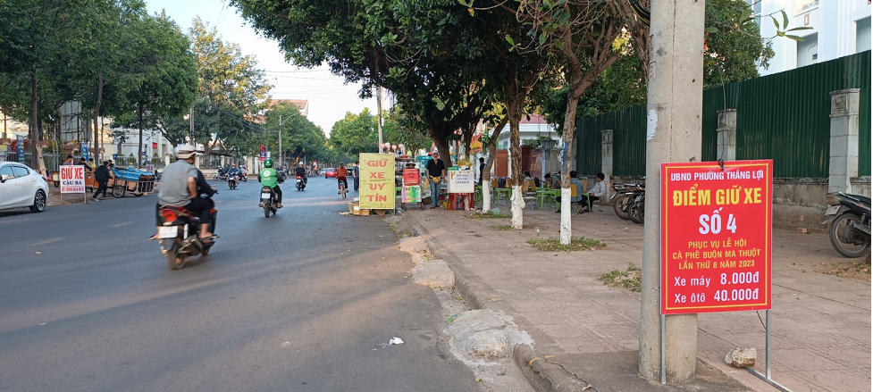 Đắk Lắk:  xử lý nghiêm các trường hợp nâng giá trông giữ xe không đúng quy định dịp Lễ hội cà phê Buôn Ma Thuột lần thứ 8 – 2023