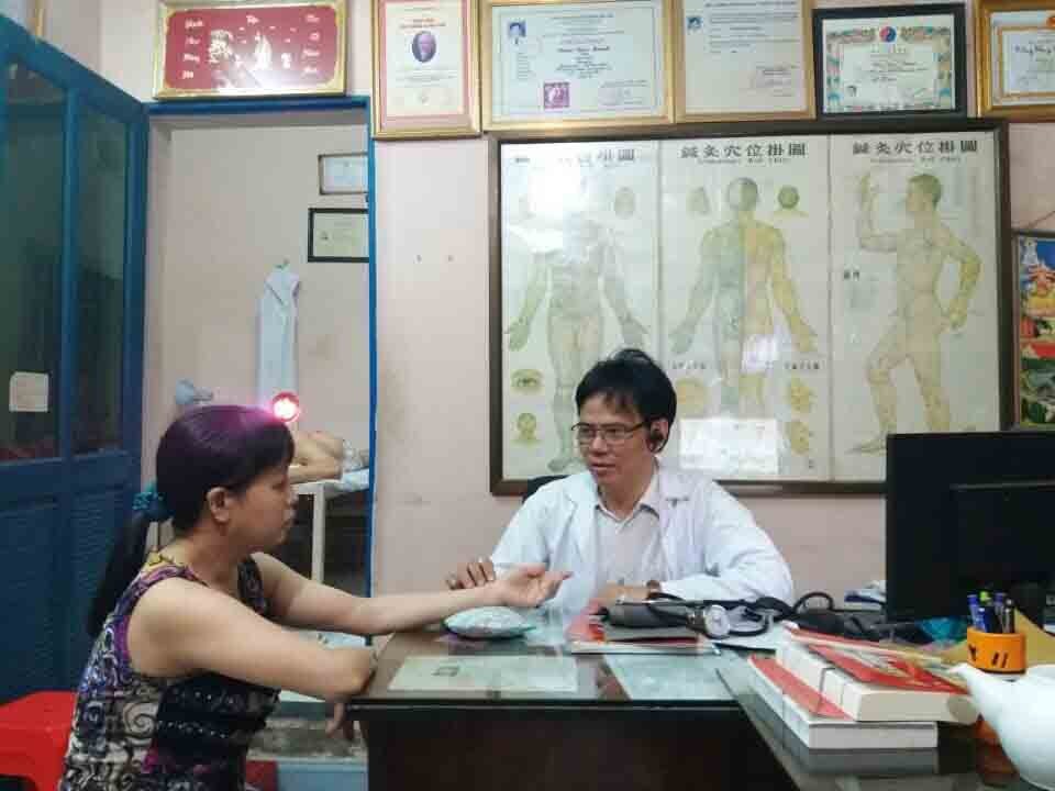 Lương y Phạm Ngọc Khánh chuyên gia của hẹp động mạch vành, rối loạn nhịp tim