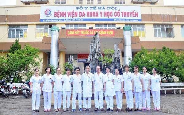 Hành trình 60 năm phát triển khẳng định vị thế đầu ngành Y học cổ truyền