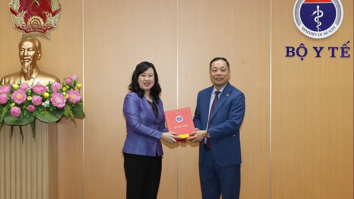Bộ Y tế bổ nhiệm lại chức vụ Cục trưởng Cục Quản lý Dược
