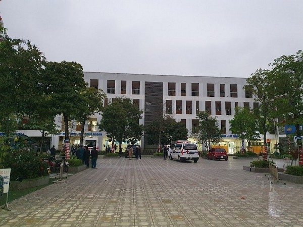 Hà Nội: Gần 50 học sinh trường Tiểu học Kim Giang nghi bị ngộ độc