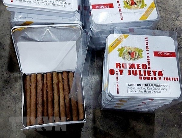 Thành phố Hồ Chí Minh tạm giữ gần 7.000 điếu xì gà ngoại nhập