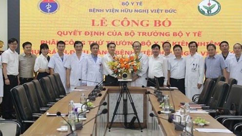 Thứ trưởng Bộ Y tế Trần Văn Thuấn phụ trách Bệnh viện Việt Đức