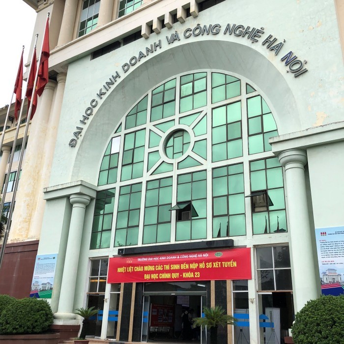 Trường Đại học Kinh doanh và Công nghệ Hà Nội tuyển sinh đào tạo đại học hệ từ xa năm học 2023-2024