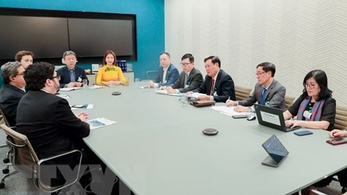 Đoàn công tác Bộ Y tế làm việc với Tập đoàn Pfizer của Mỹ