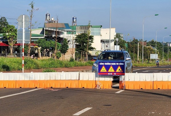 Rào chắn Đại lộ nghìn tỷ ở Đắk Lắk vì liên tiếp tai nạn chết người