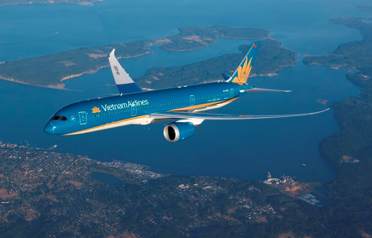 Máy bay Vietnam Airlines hạ cánh khẩn cấp tại Dubai để cấp cứu hành khách và đảm bảo an toàn