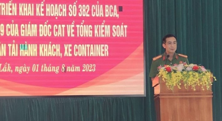 Đắk Lắk tổ chức Hội nghị triển khai các kế hoạch về tổng kiểm soát xe ô tô vận tải hành khách, xe container