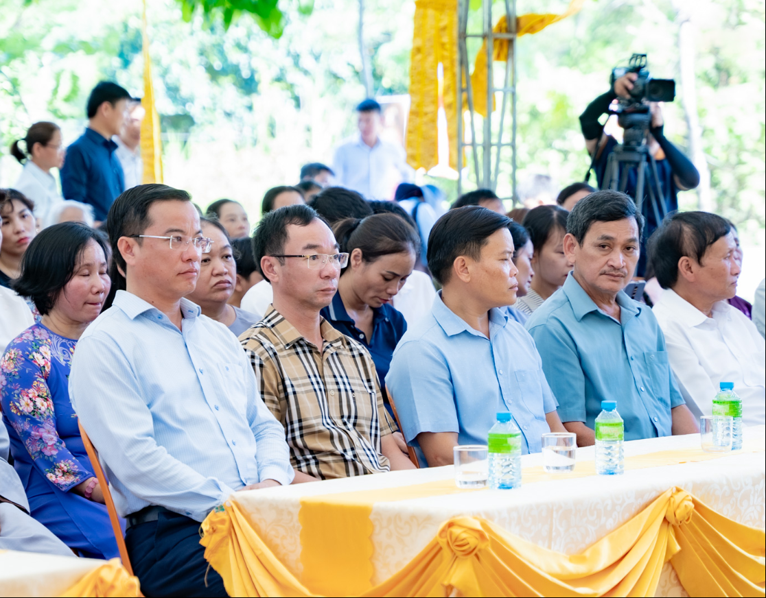 Lễ cầu siêu phả độ gia tiên - Anh linh anh hùng liệt sĩ tại huyện Minh Hóa, tỉnh Quảng Bình | Mùa Vu Lan 2023