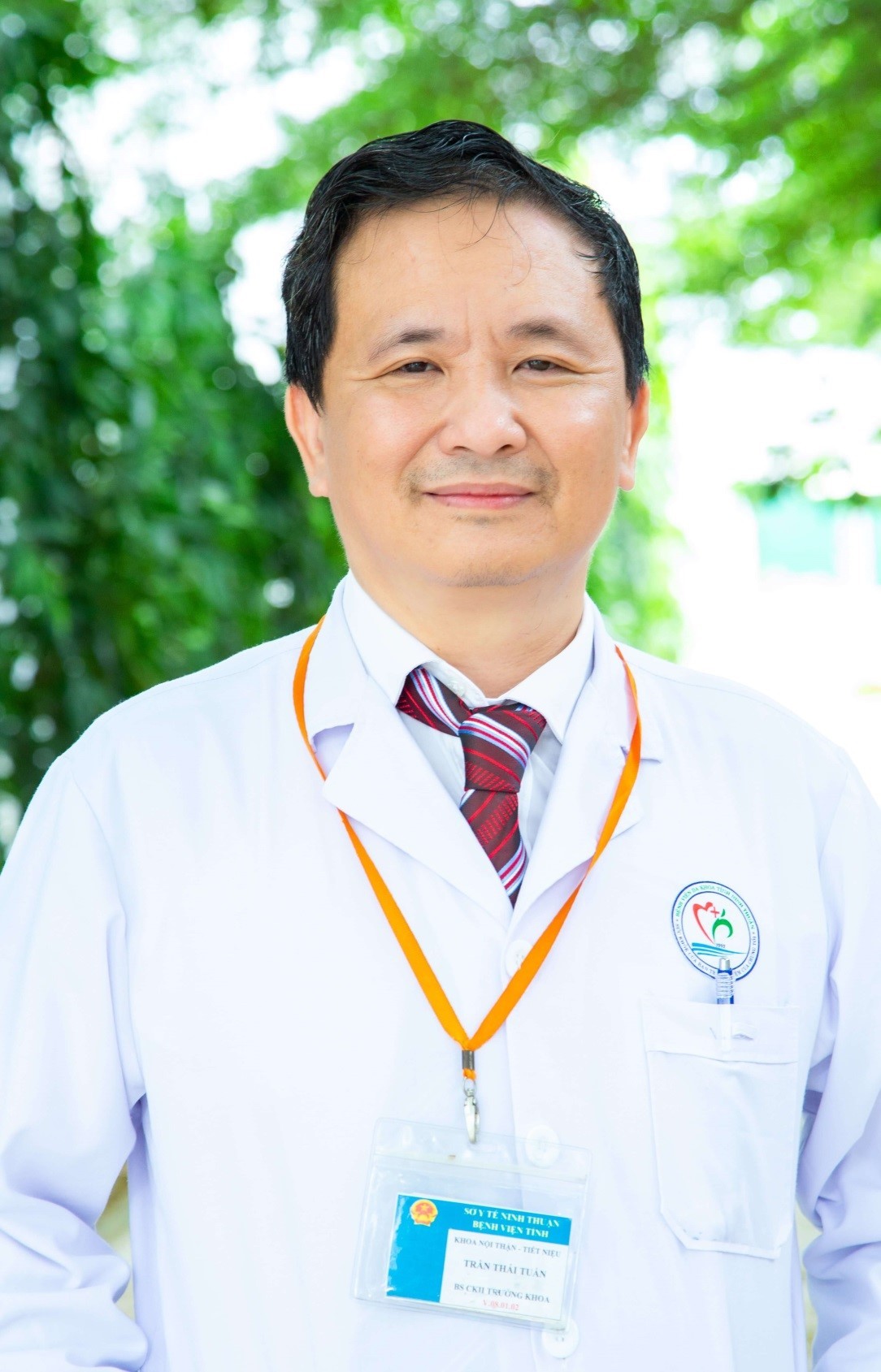 Thầy thuốc ưu tú Trần Thái Tuấn: Người thầy tận tâm, say mê nghiên cứu khoa học