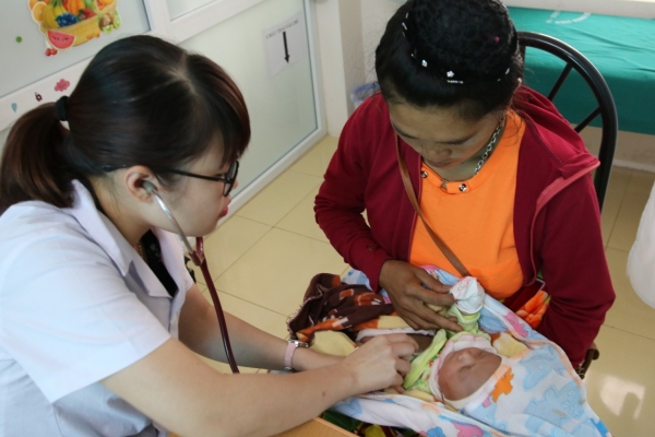 Phát động Tuần lễ Làm mẹ an toàn năm 2023