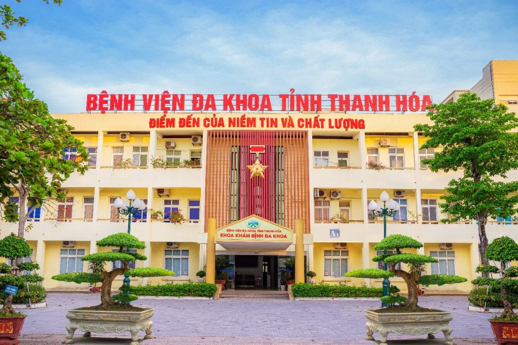 Bệnh viện Đa khoa tỉnh Thanh Hoá – xứng danh Anh hùng lao động thời kì đổi mới