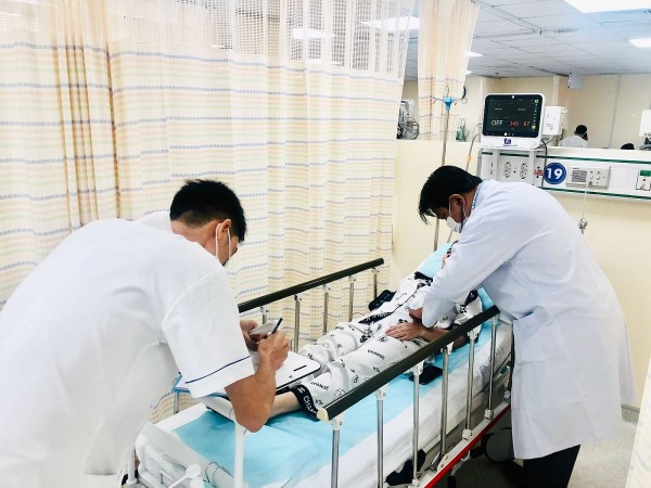 TP Hồ Chí Minh: 5 người phải nhập viện sau ăn bánh canh ghẹ