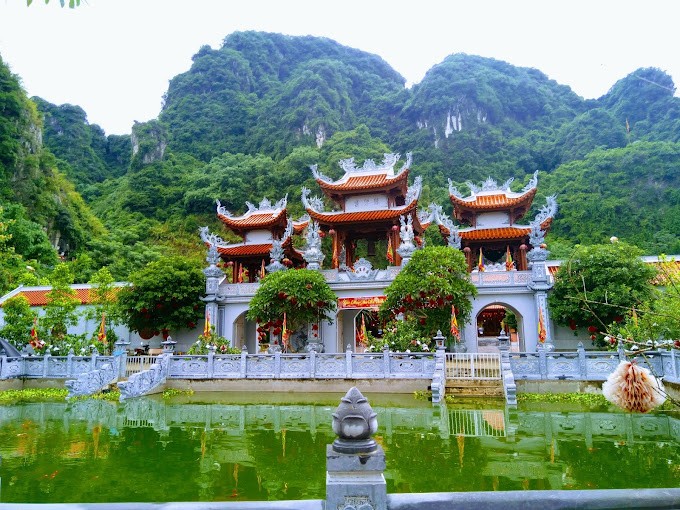 Hoà Bình: Ấn tượng với chuỗi du lịch văn hóa tâm linh tại huyện Cao Phong