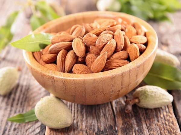 9 lợi ích tuyệt vời của hạnh nhân đối với sức khỏe con người