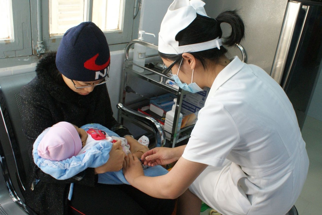 Phát động Chiến dịch truyền thông 24 giờ bên con