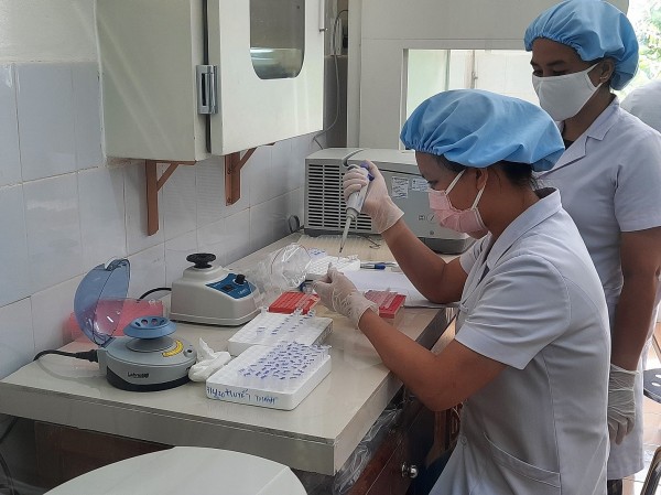 Quảng Nam: Để đảm bảo không thiếu thuốc tại các bệnh viện các sở ngành liên quan khẩn trương thẩm định các gói thầu thuốc, hóa chất, vật tư y tế