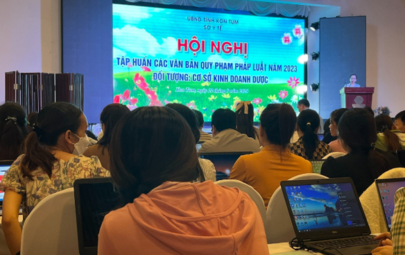 Kon Tum: Tăng cường việc sử dụng thuốc hợp lý, an toàn, hiệu quả