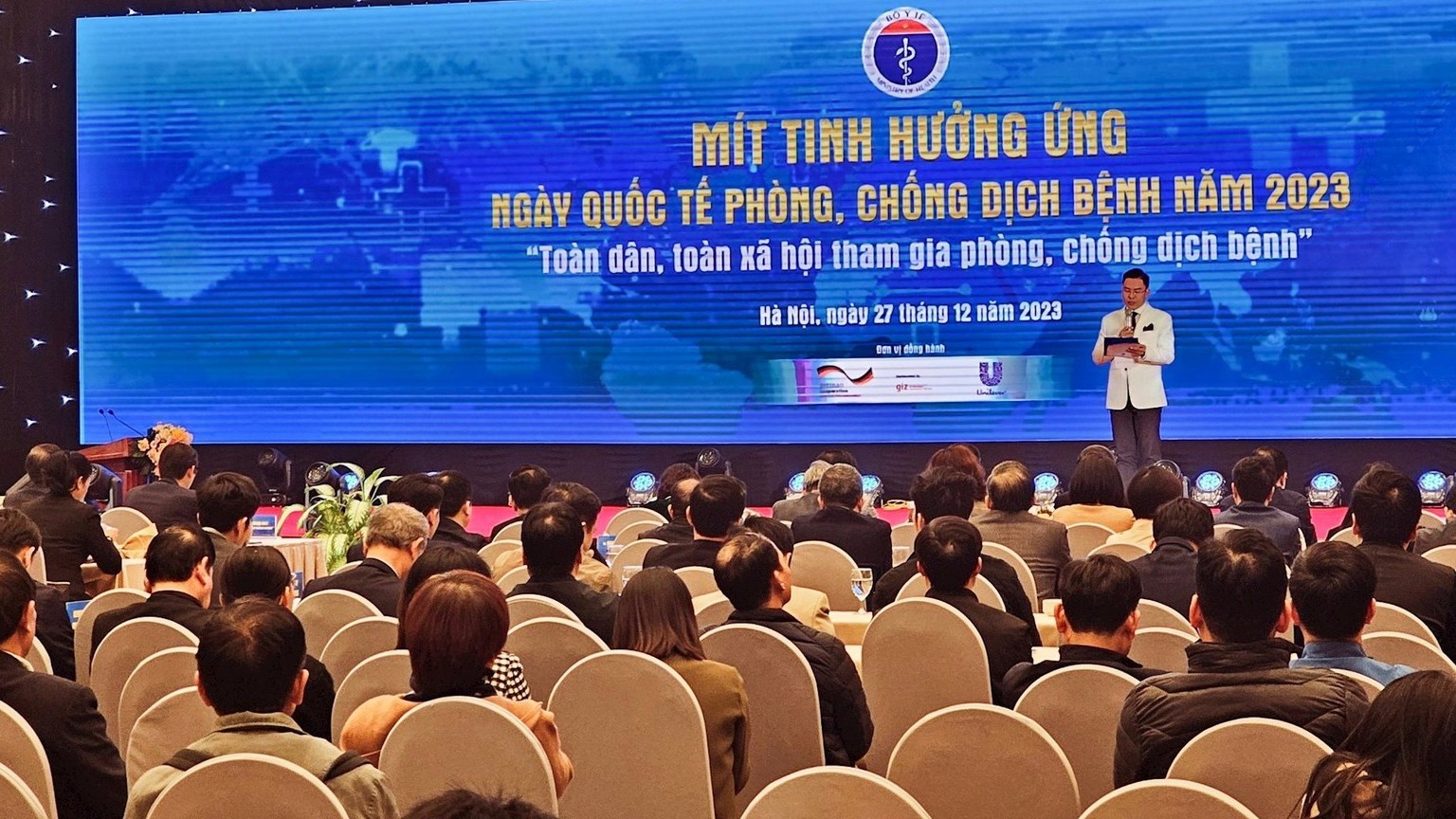 Mít tinh hưởng ứng Ngày Quốc tế phòng, chống dịch bệnh