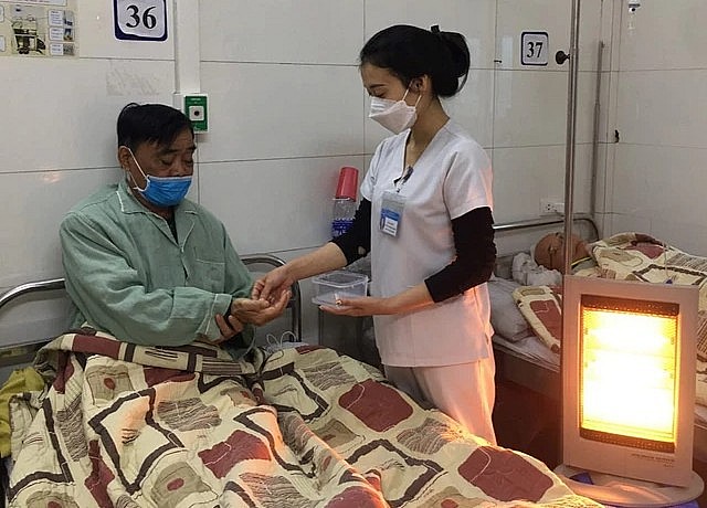 Cơ sở y tế tại Hà Nội: Phòng chống rét cho người bệnh