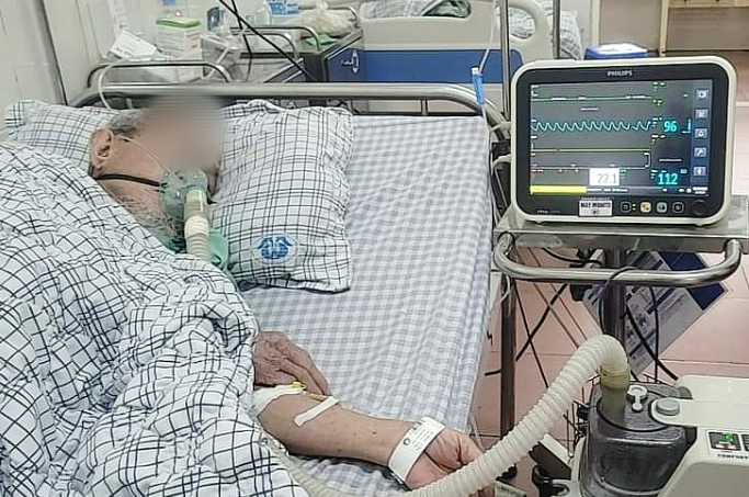 Phú Thọ: Người đàn ông bị phổi đông đặc vì tự chữa cúm A tại nhà