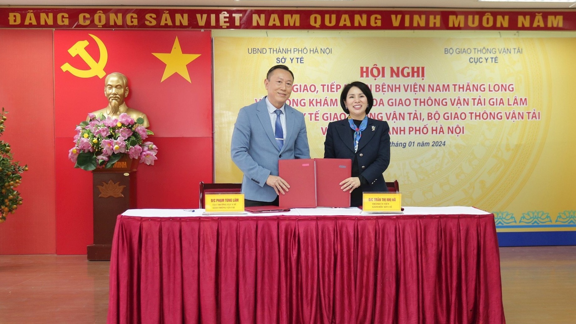 Sở Y tế Hà Nội tiếp nhận quản lý hai cơ sở y tế mới