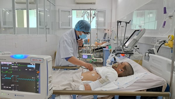 Bộ Y tế: Số ca cấp cứu do tai nạn pháo nổ tăng 36%, trong đó có một ca tử vong