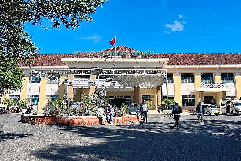 Bộ Y tế yêu cầu kiểm điểm sự cố y khoa trả nhầm kết quả chụp X-quang