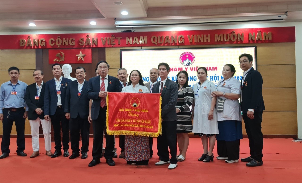 Hội Nam Y Việt Nam Tổng kết Công tác Hội năm 2023 và Triển khai nhiệm vụ năm 2024 khu vực phía Nam