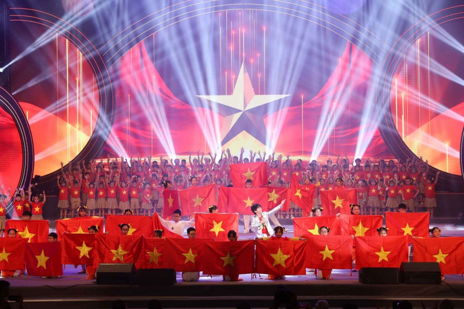 Nhà giáo Nhân dân Nguyễn Thị Hiền - Người đã dành cả cuộc đời để nuôi dưỡng ước mơ và lòng nhân ái