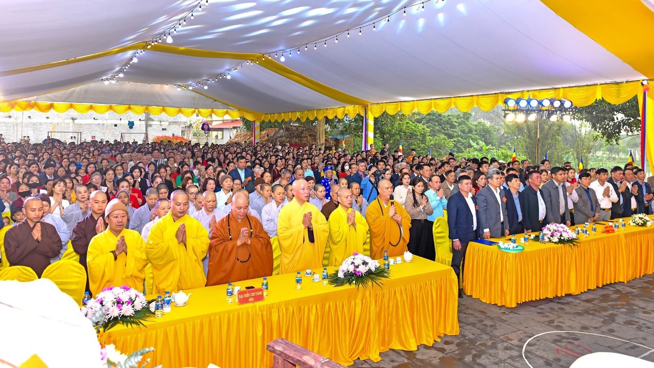 Lễ hội Chùa Sùng Bảo- Hưng Yên: Tôn vinh truyền thống tâm linh và văn hóa