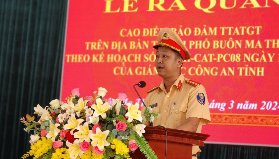 Đắk Lắk : CSGT ra quân triển khai cao điểm, tập trung 5 nhóm chuyên đề