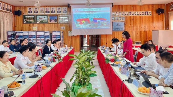 Hợp tác y tế giữa tỉnh Nghệ An và Xiêng Khoảng (Lào)