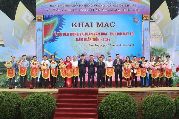 Phú Thọ long trọng tổ chức Khai hội Đền Hùng năm Giáp Thìn 2024