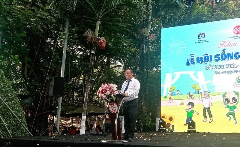 Ông Vũ Thế Hải – Cựu Ủy Viên, Phó Chủ tịch UBND Quận 10 phát biểu tại Lễ hội.