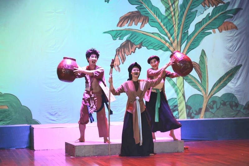 Giữ lửa Chèo truyền thống trong lớp trẻ