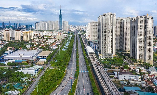 Hàng loạt dự án hạ tầng lớn trên địa bàn được triển khai, đưa vào vận hành cùng những cơ chế, chính sách đặc thù được kỳ vọng mở ra một giai đoạn phát triển mới cho TP Hồ Chí Minh trong thời gian tới. Ảnh: VGP