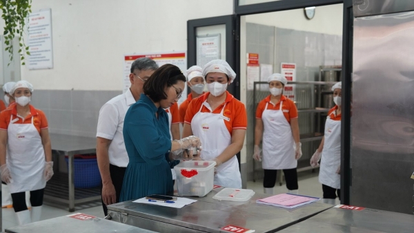 Hà Nội: Quận Tây Hồ xử phạt 58 triệu đồng các cơ sở vi phạm an toàn thực phẩm