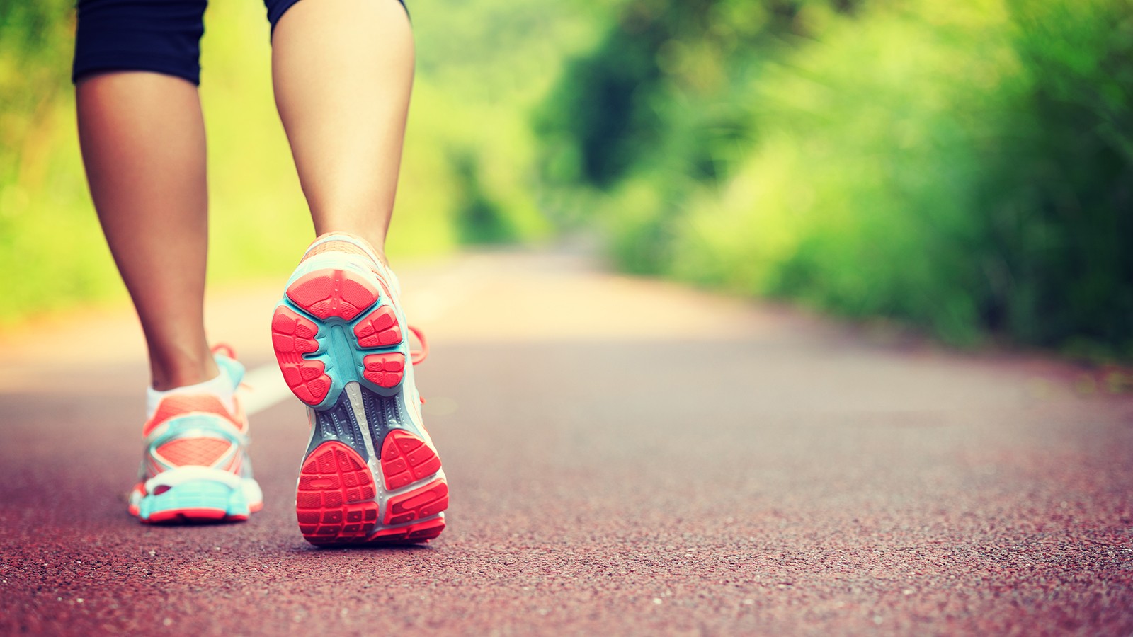 Đi bộ 8.000 bước/ngày giúp giảm nguy cơ bệnh tim mạch